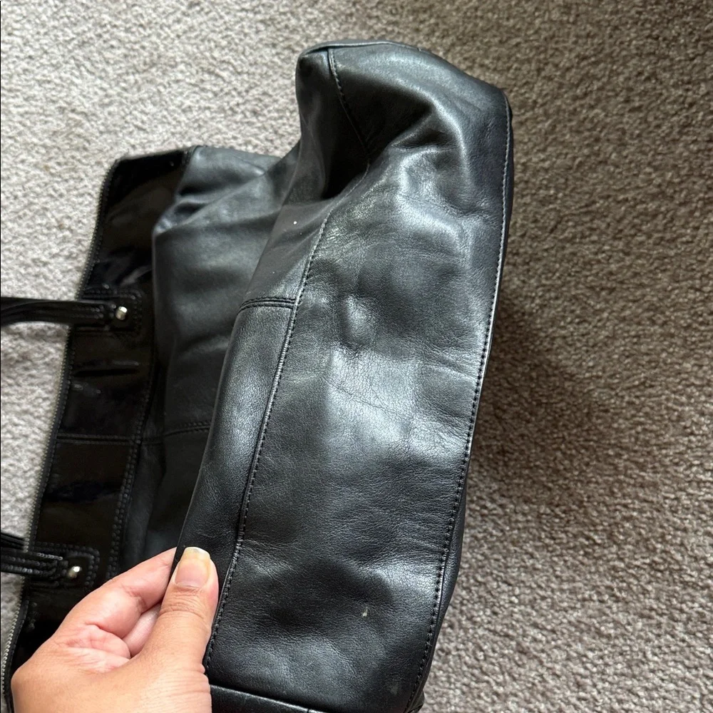 Vintage Coach Black Leather Tote with Signature Gloss Circle